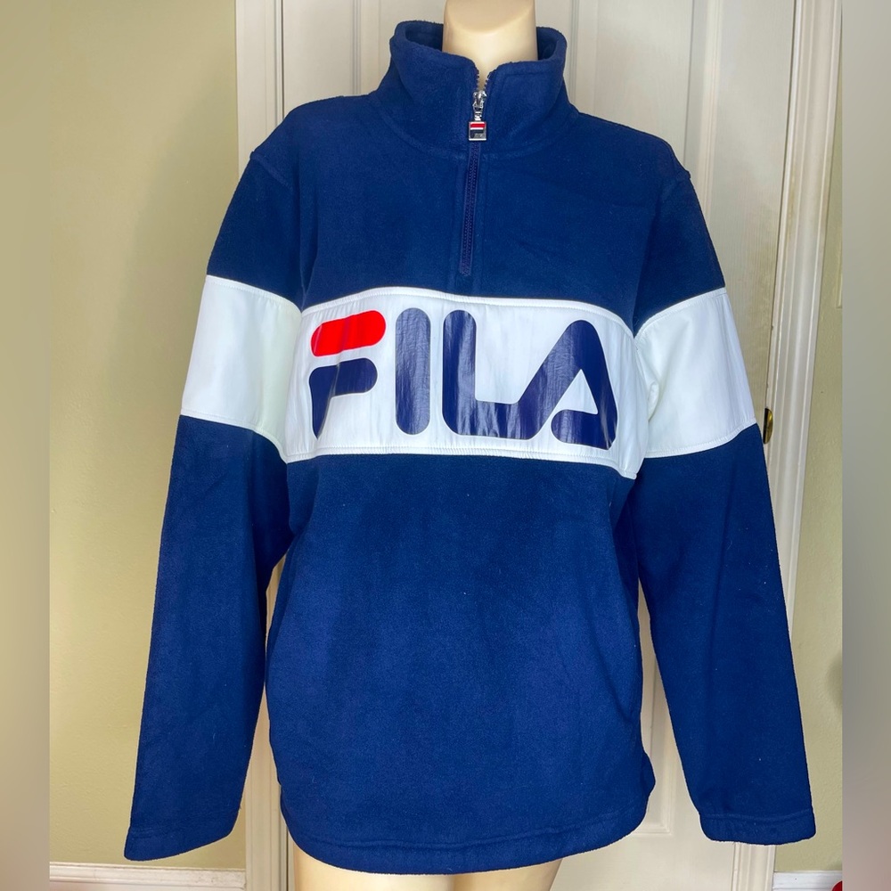 Men’s Vintage Fila Navy Blue Pullover Sweatshirt